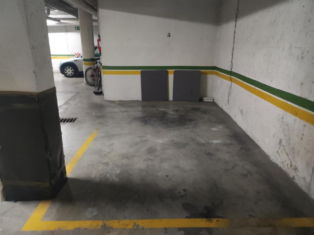 Apartamento San Luis. Plaza De Parking Gratis!!! Séville Extérieur photo